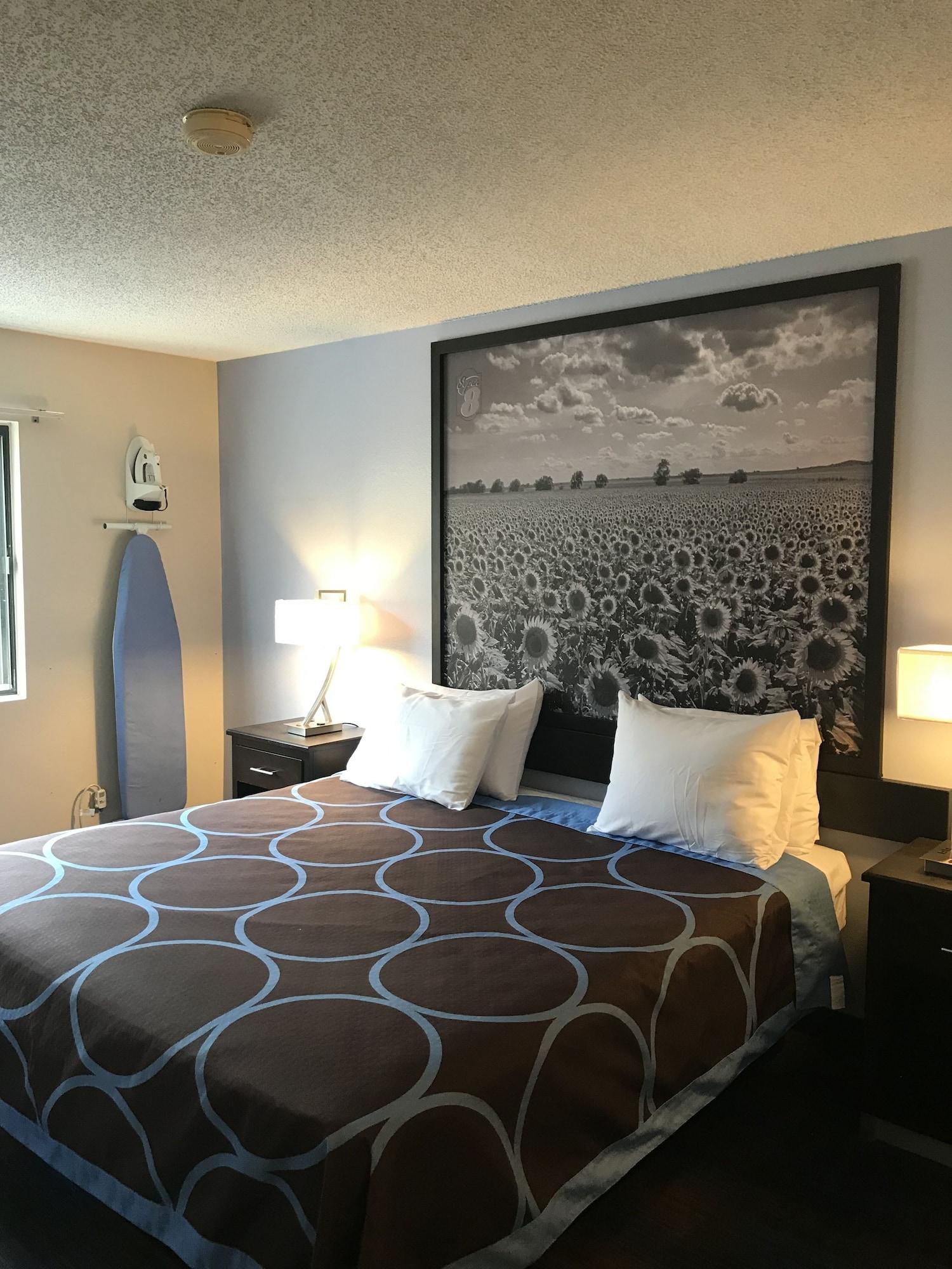 Hotel Super 8 By Wyndham Lenexa Overland Park Area/Mall Area Esterno foto