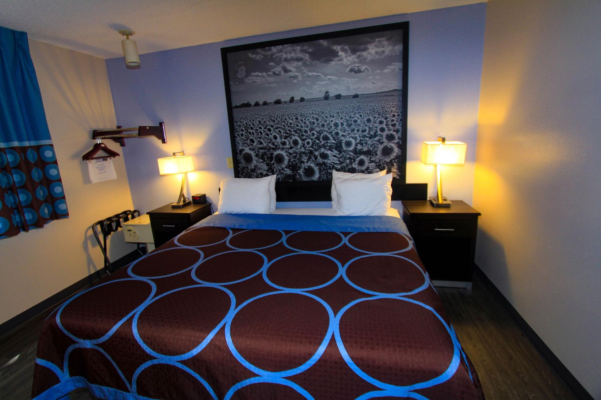 Super 8 By Wyndham Lenexa Overland Park Area/Mall Area Esterno foto