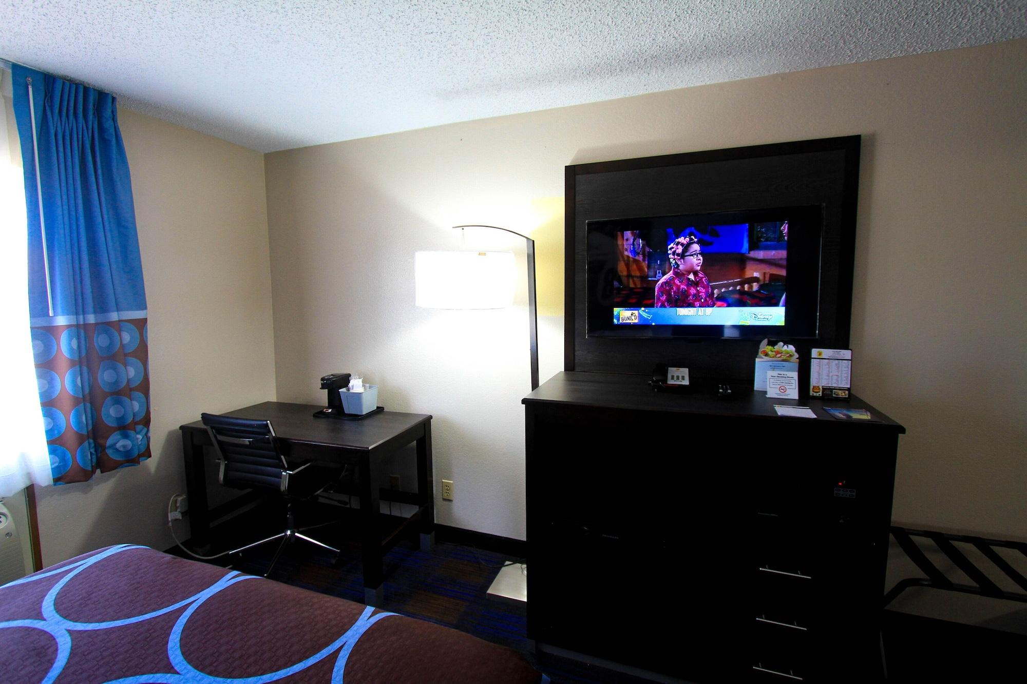 Hotel Super 8 By Wyndham Lenexa Overland Park Area/Mall Area Esterno foto