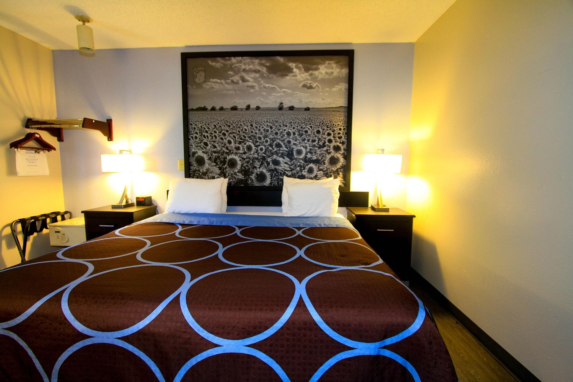 Super 8 By Wyndham Lenexa Overland Park Area/Mall Area Esterno foto